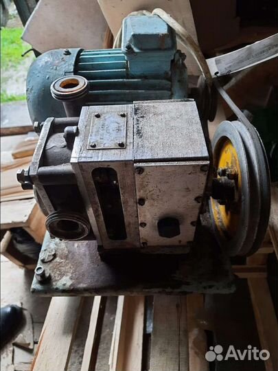 Насос шестеренчатый роторный пищевой в3-ора-2