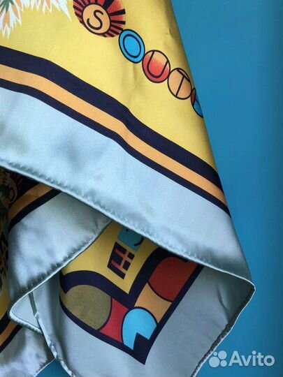 Платок шёлк винтаж Versace