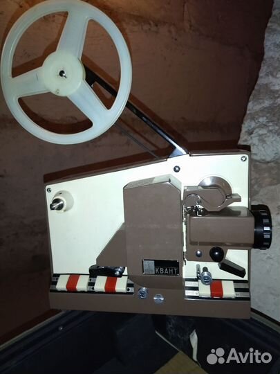 Кинопроектор квант