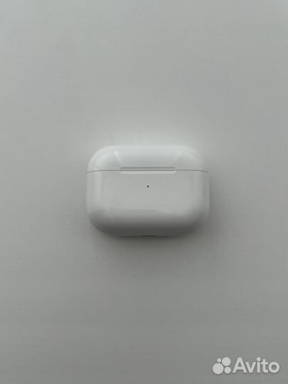 AirPods Pro with Wireless Charging Case (оригинал)