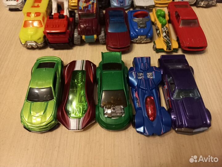 Машинки хот вилс hot wheels