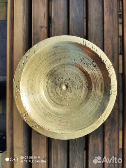 Ваза бронзовая