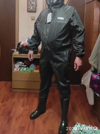 Костюм рыбака, забродники