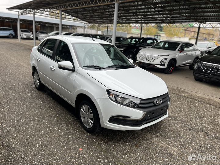 LADA Granta 1.6 МТ, 2023, 100 км
