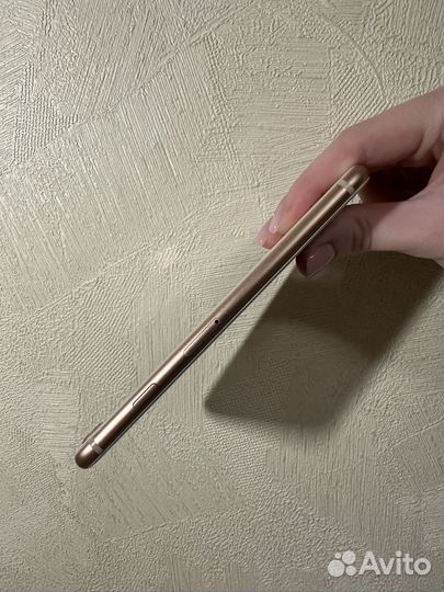 iPhone 8, 64 ГБ