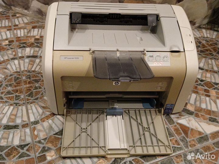 Принтер HP LJ 1020 + доп картридж
