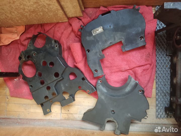 Пластик двигателя