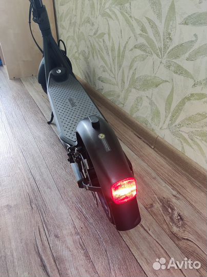 Электросамокат Ninebot Kickscooter F25E