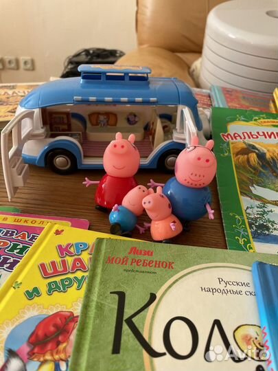 Детские книги и игрушка Семейка Peppa