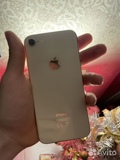 iPhone 8, 64 ГБ