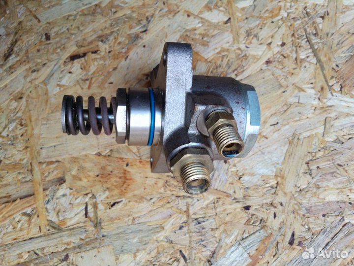 Топливный насос высокого давления Audi A8 D4 long