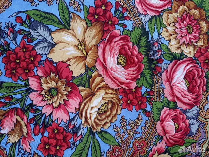 Павловопосадская шаль платок