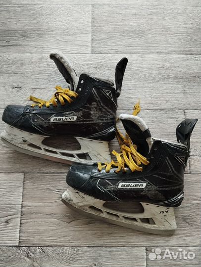 Хоккейные коньки bauer 1s