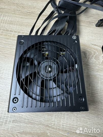 Блок питания Corsair RM750 (80+ Gold)