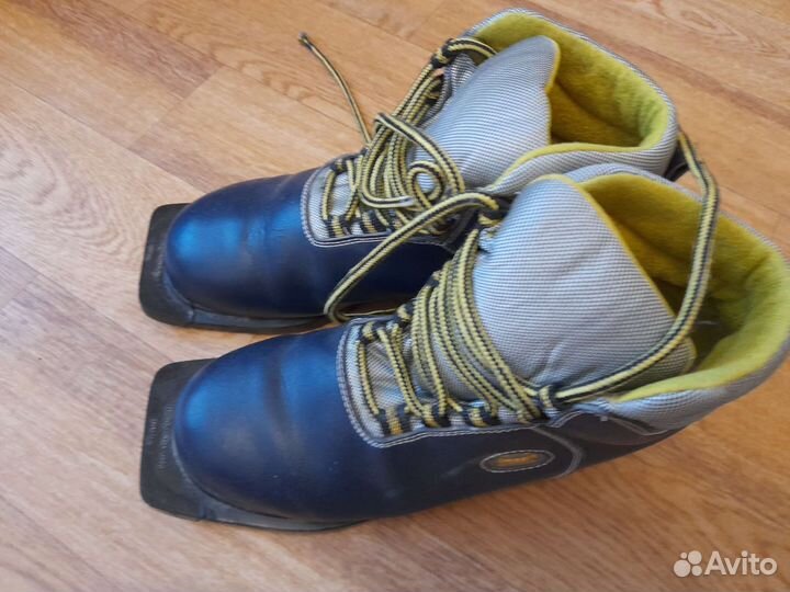 Лыжные ботинки 37 39 размер
