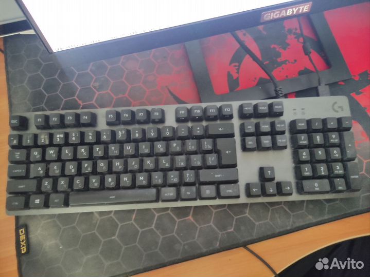 Клавиатура Logitech g512