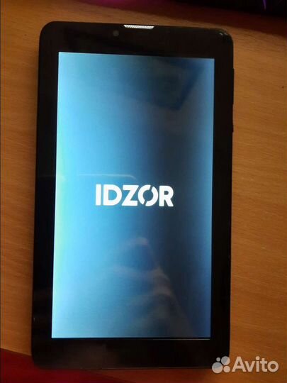 Планшет idzor TAB730