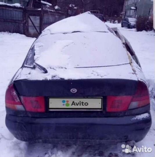 Митсубиси каризма 1.8 GLX 1997 на запчасти