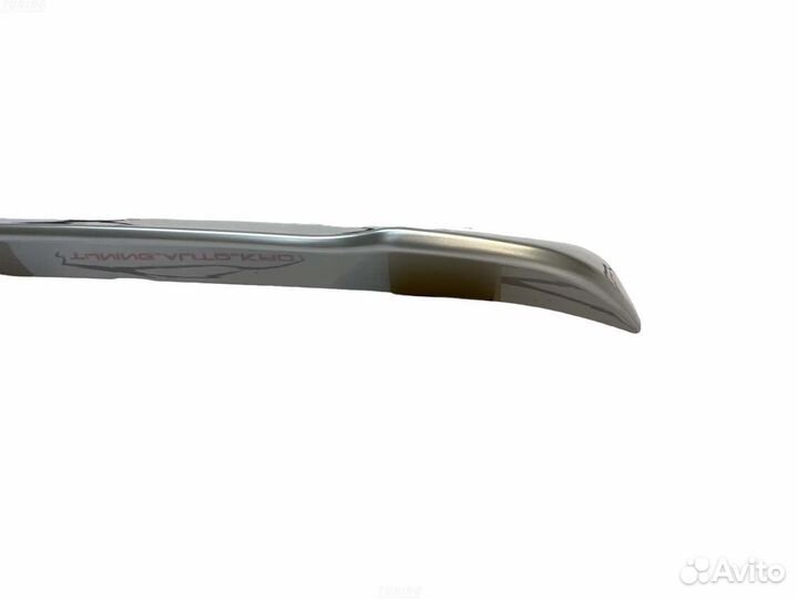 Спойлер Наверх Toyota Land Cruiser 200 V6717