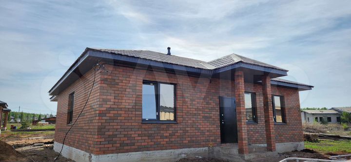 Коттедж 116 м² на участке 8 сот.