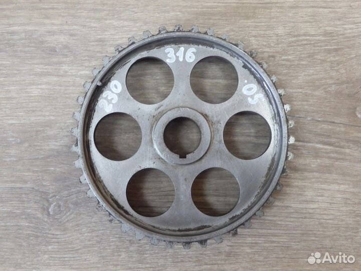 Шестерня (шкив) распредвала 2115