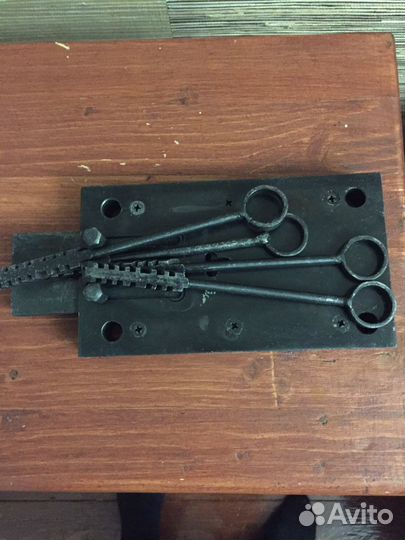 Замок гаражный