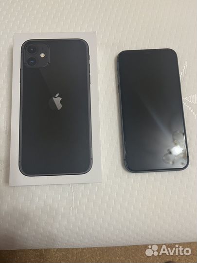iPhone 11, 64 ГБ