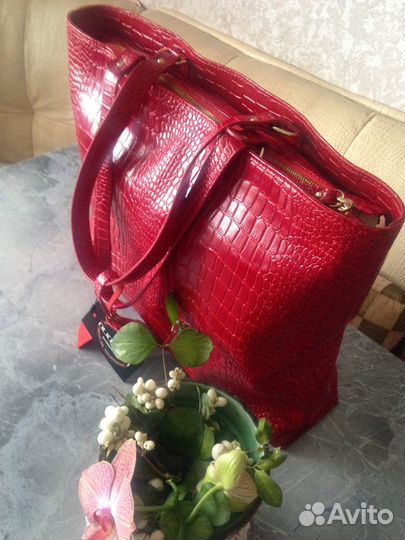 Сумка новая большая кожаная