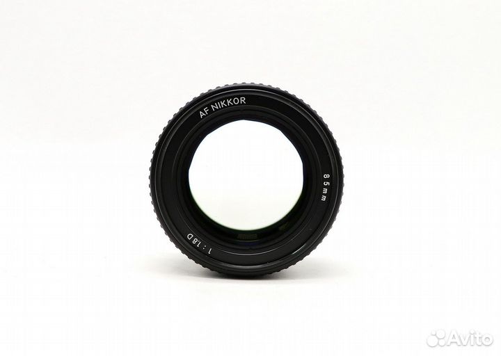 Nikon 85mm f/1.8D AF Nikkor