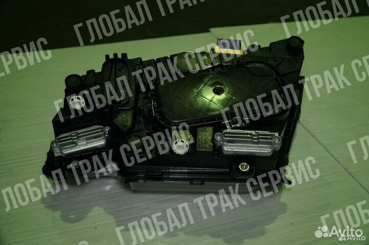 23752664 Фара volvo