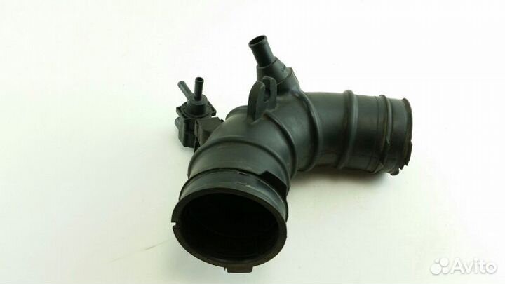 Патрубок воздушн.фильтра Toyota Previa ACR30 2azfe