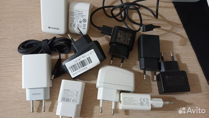 Зарядные блоки USB оригинальные