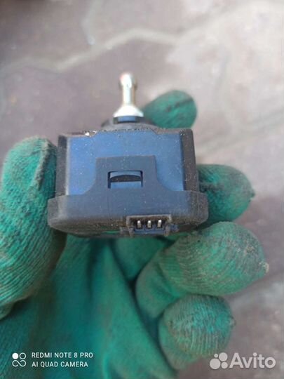 Бора Коректор фар Hella 1J0 941 295C оригинал