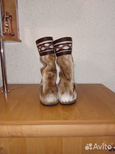 Продам новые унты