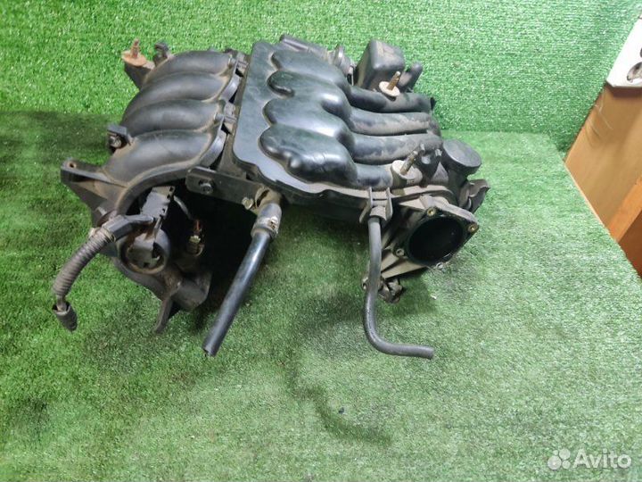 Коллектор впускной Volkswagen Golf 4 AKL 1999