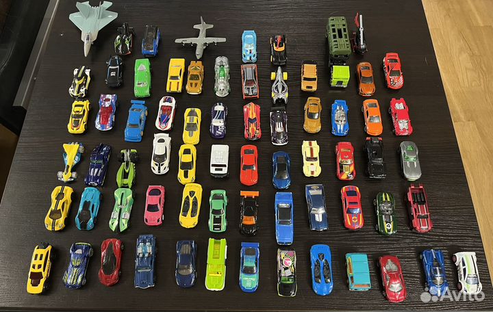 Машинки hotwheels