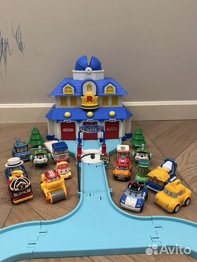 Робокар поли база и машинки