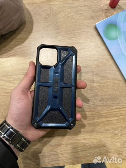 Чехол на iPhone 12 pro max UAG