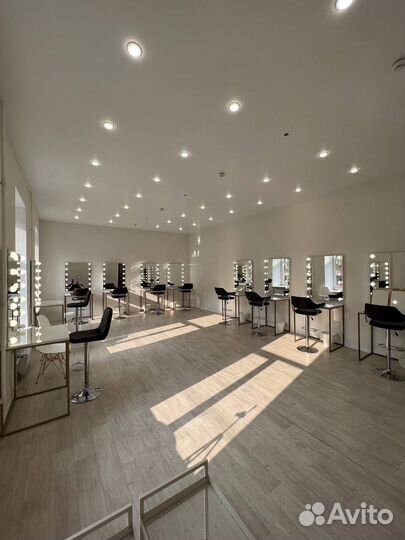 Аренда рабочего места визажиста/ бровиста/стилиста