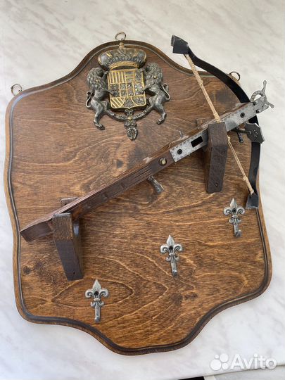 Ключница настенная из дерева