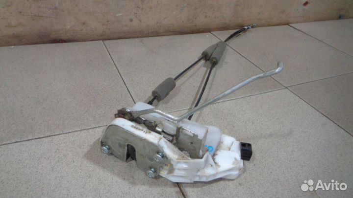 Замок двери передней правой Mitsubishi Galant 9