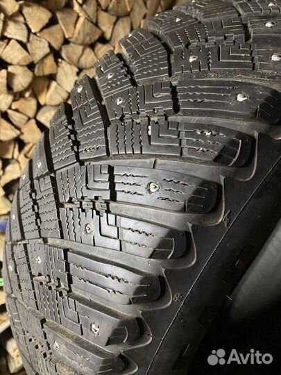 Goodyear UltraGrip Ice Arctic SUV 235/65 R17 108T