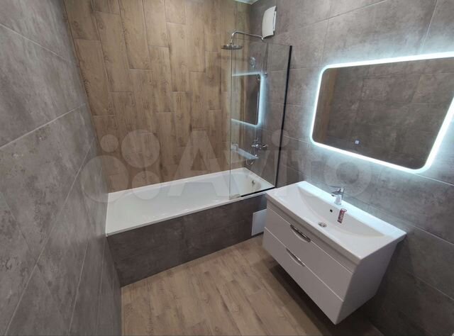 3-к. квартира, 81 м², 13/17 эт.