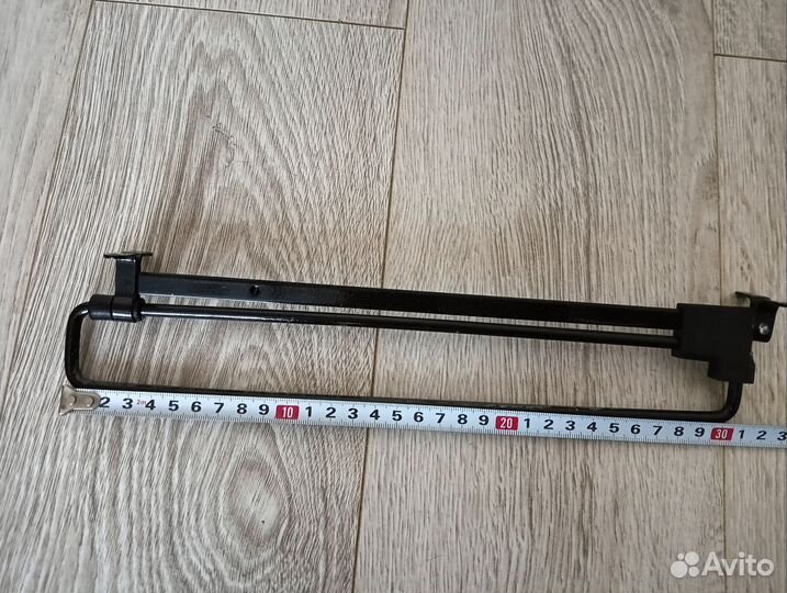 Вешалка в шкаф