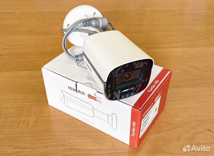 DS-T200L(C) 2.8mm HiWatch ColorVu кам TVI 2Мп мкрф