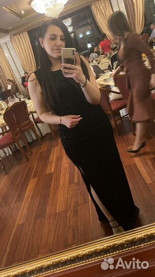 Вечернее платье