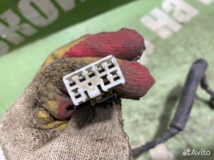 Проводка двери задняя правая Hyundai Elantra XD