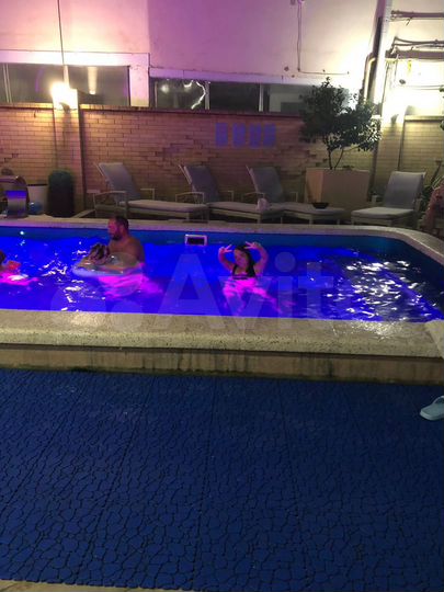 Комната 45 м², 1/4 эт.