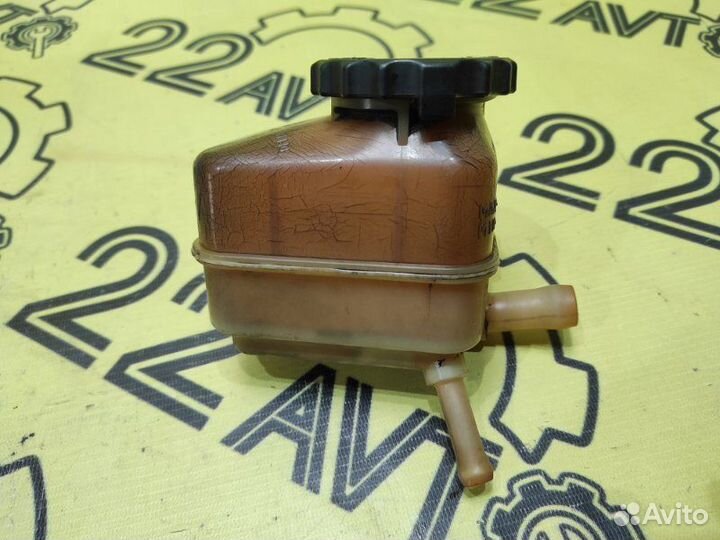 Бачок гидроусилителя руля Toyota Corona ST191