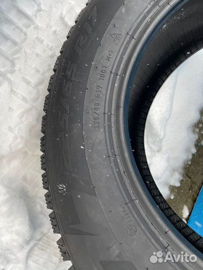 Pirelli Ice Zero 225/65 R17 106T